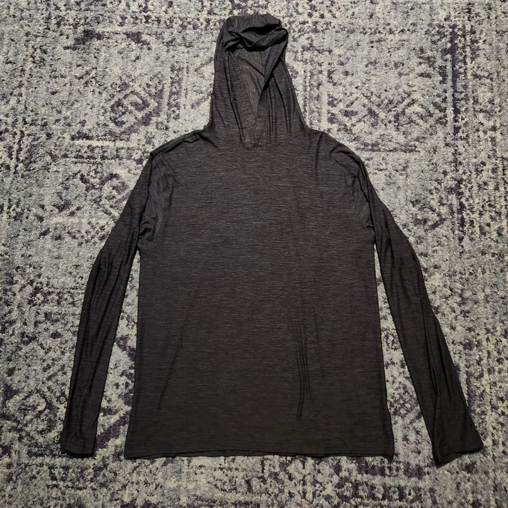 Hoddie - Picture 2 of 2